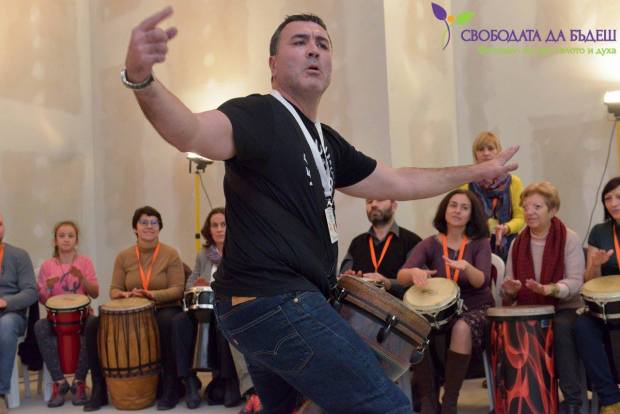 12238434_1157165530964247_3104343650992817179_o